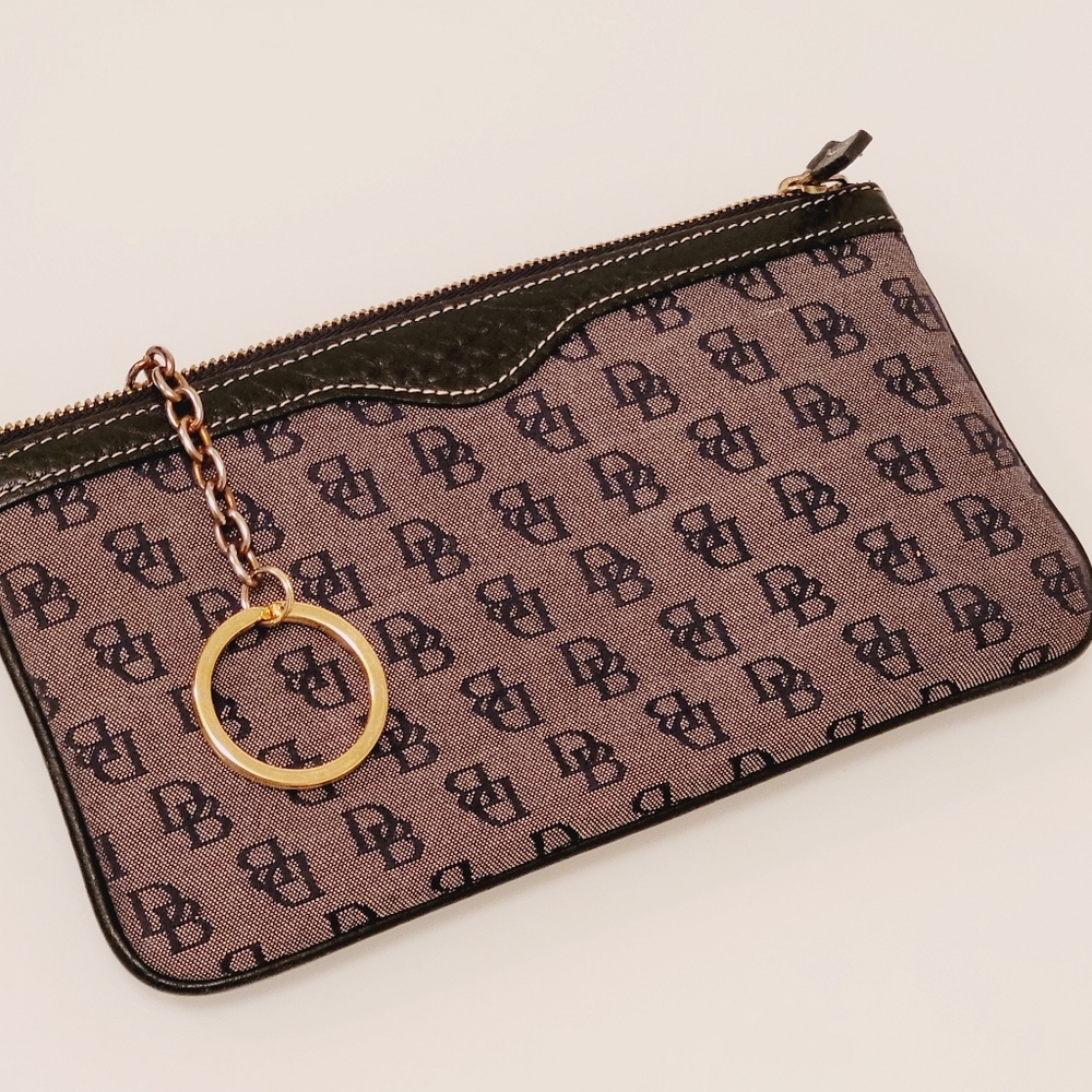 Vintage EUC DOONEY & BOURKE Monogram Zip Pouch w/Keychain - Picture 5 of 5
